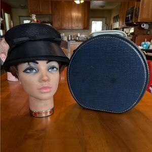 Vintage pill hat with hat hard case